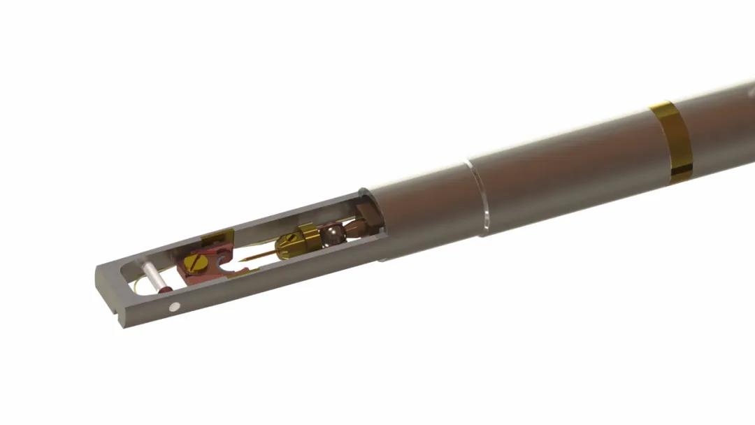 圖4 實(shí)驗(yàn)中澤攸科技原位樣品桿 圖4 實(shí)驗(yàn)中澤攸科技原位樣品桿